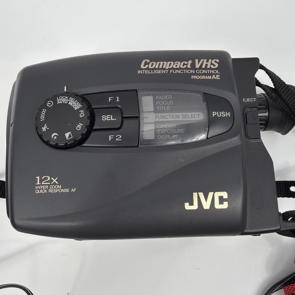 Vintage JVC GR-AX710U Compact VHS-C Camcorder Bundle Read Description